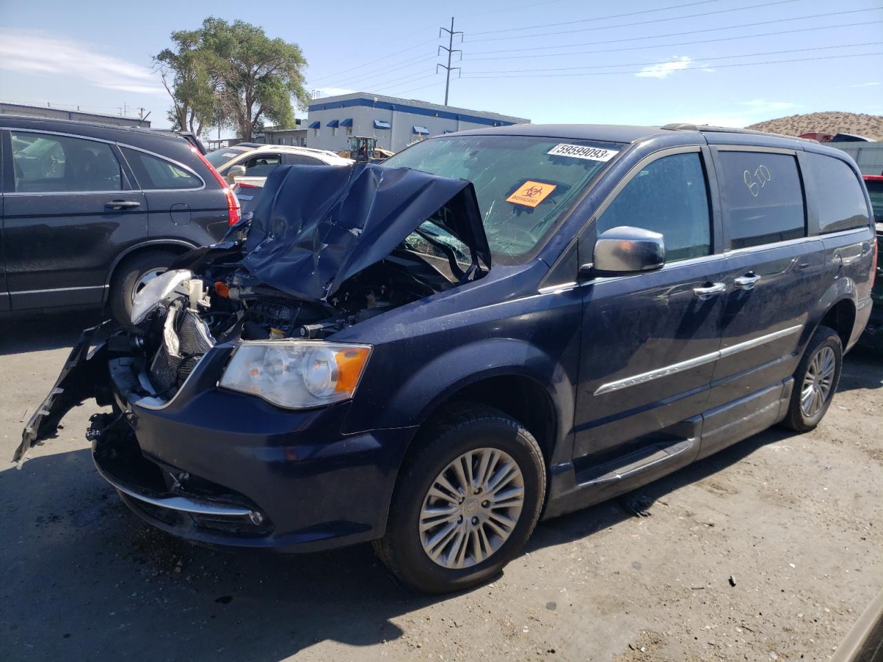 2013 CHRYSLER TOWN & COUNTRY TOURING L