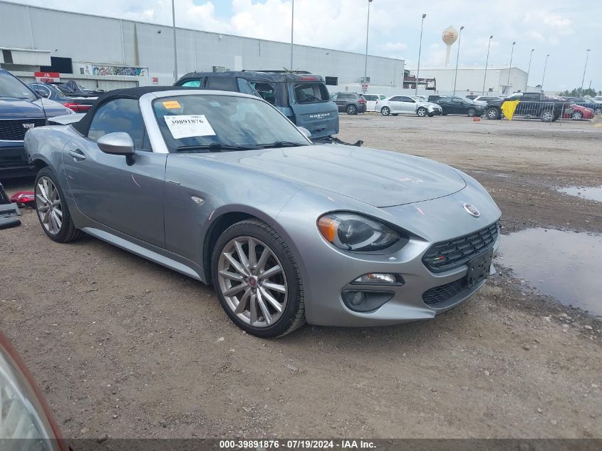 2017 FIAT 124 SPIDER LUSSO