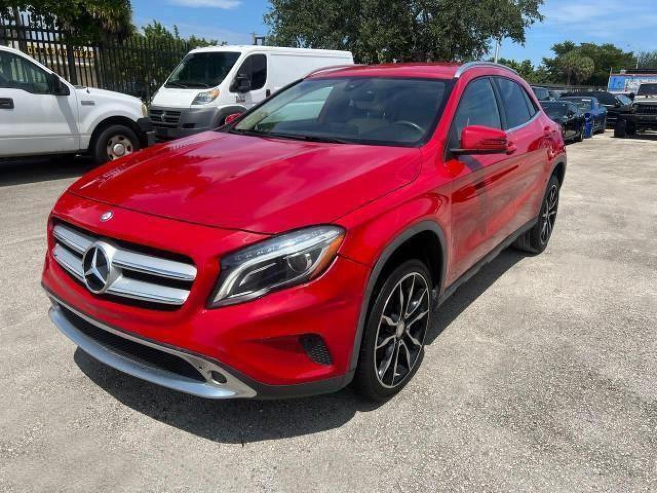 2017 MERCEDES-BENZ GLA 250