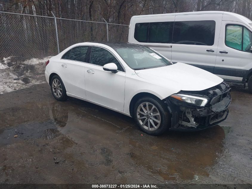 2019 MERCEDES-BENZ A 220 4MATIC