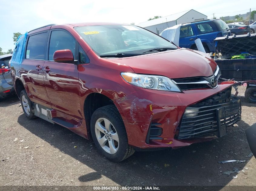 2018 TOYOTA SIENNA LE 8 PASSENGER