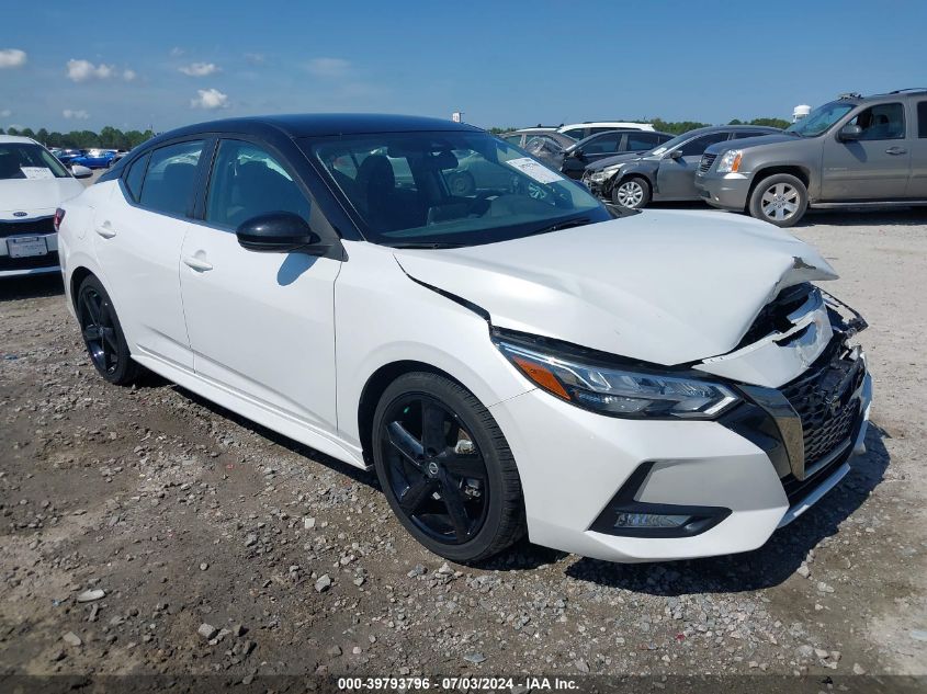 2022 NISSAN SENTRA SR XTRONIC CVT