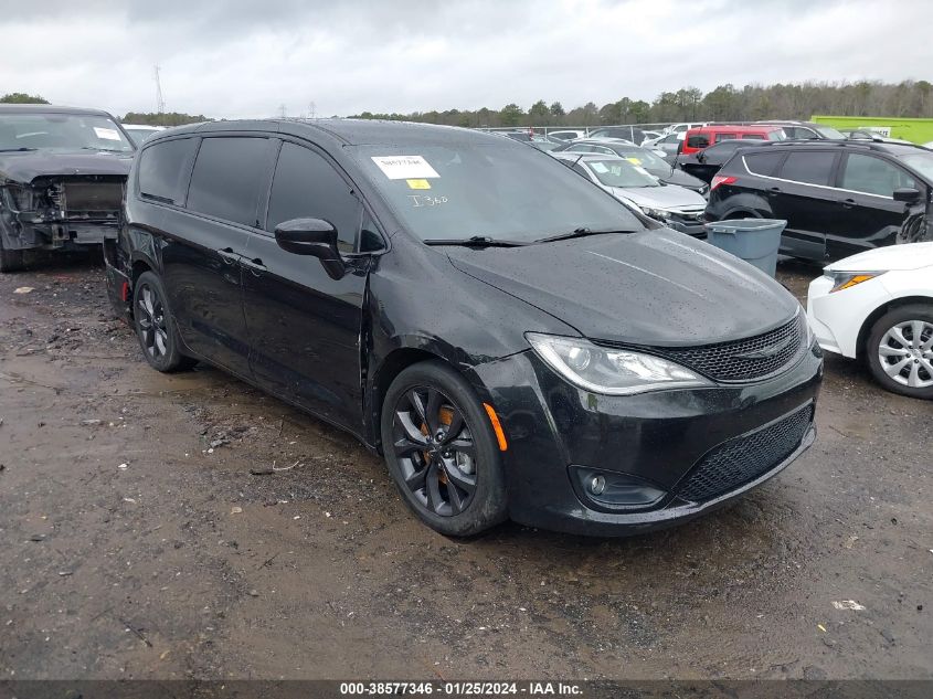 2018 CHRYSLER PACIFICA TOURING PLUS