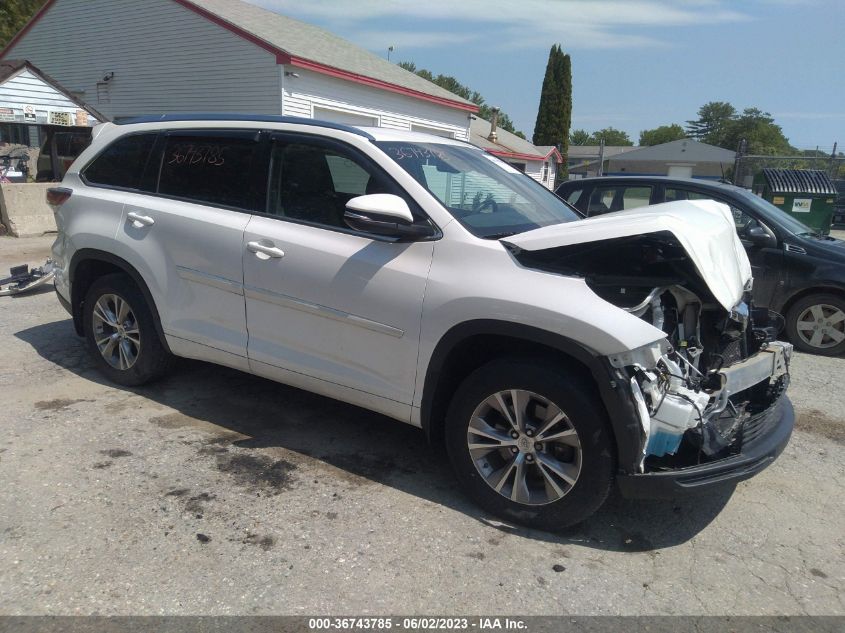 2015 TOYOTA HIGHLANDER XLE V6