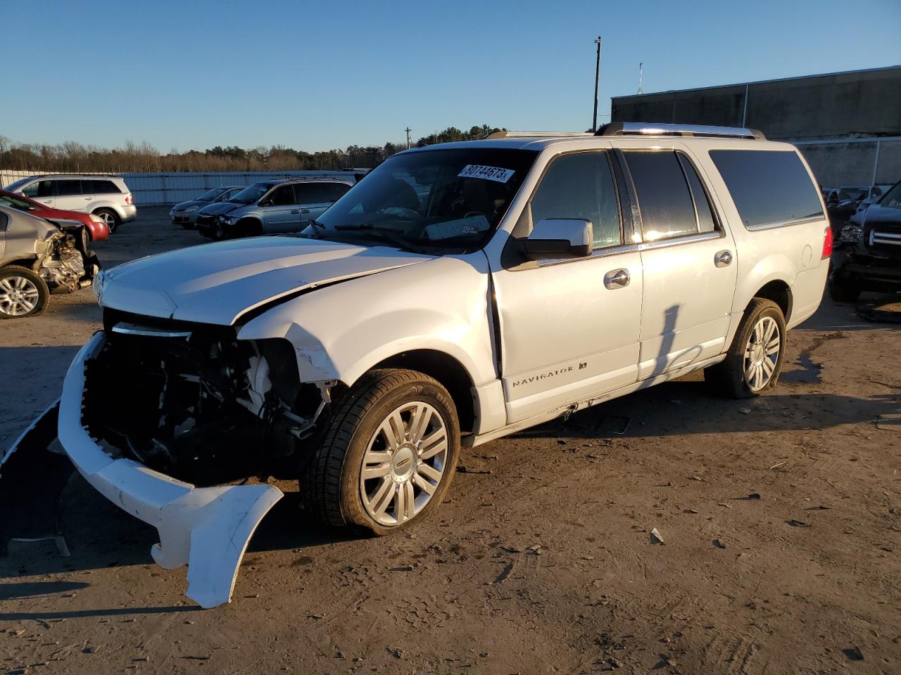 2011 LINCOLN NAVIGATOR L