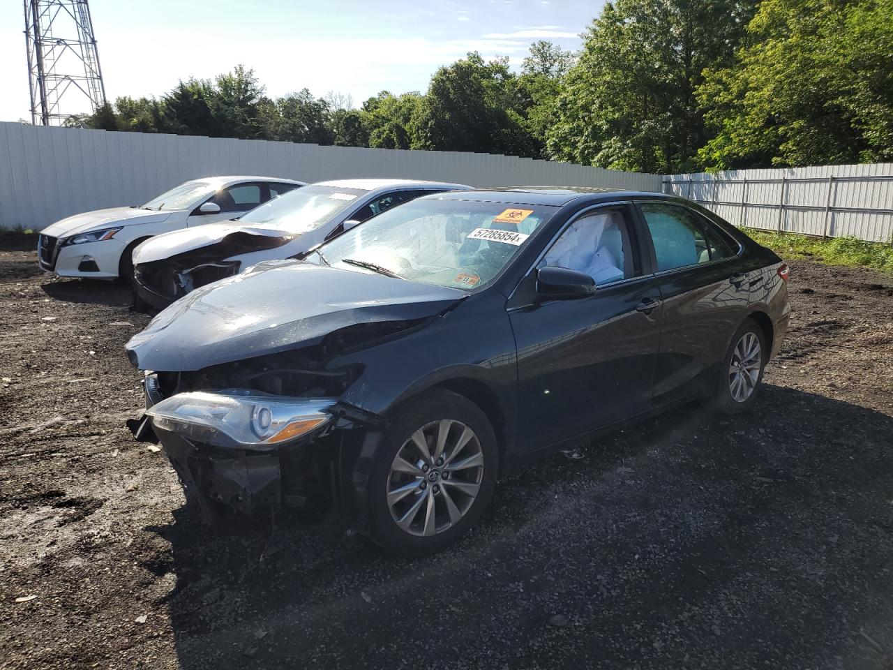 2015 TOYOTA CAMRY LE