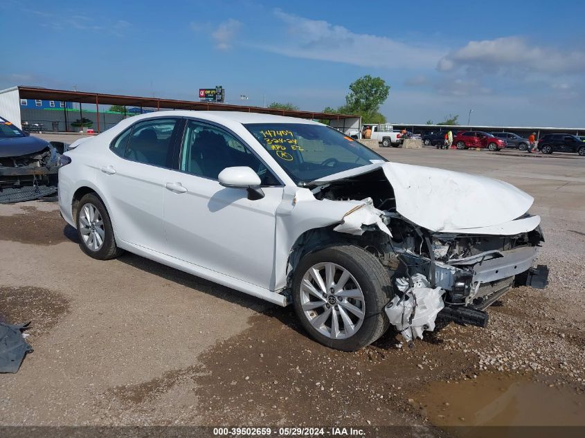 2022 TOYOTA CAMRY LE