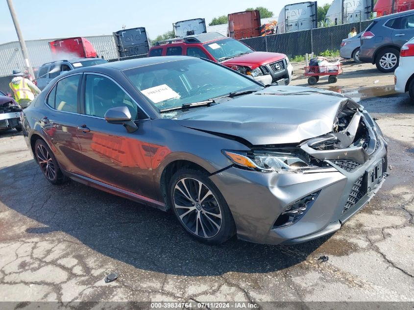 2018 TOYOTA CAMRY SE