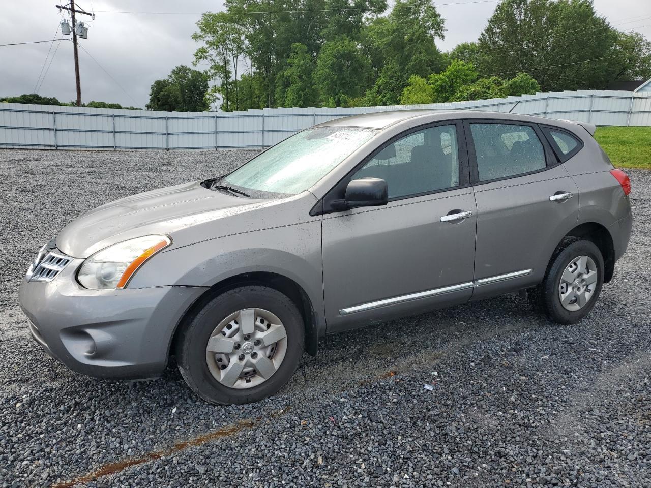 2013 NISSAN ROGUE S