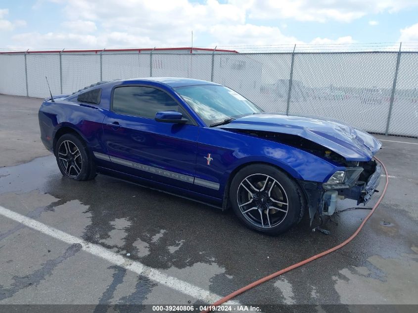 2013 FORD MUSTANG V6 PREMIUM