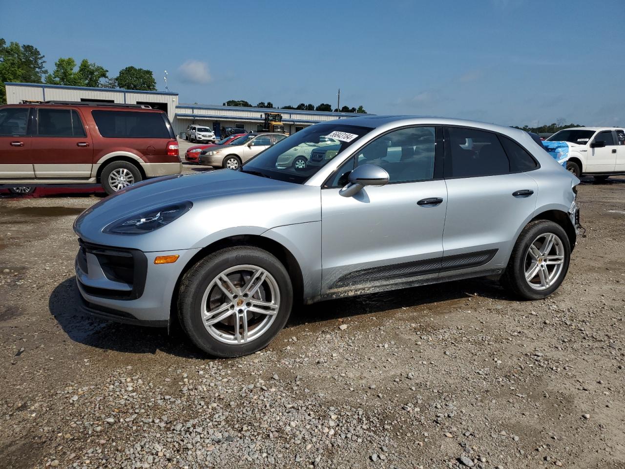 2022 PORSCHE MACAN