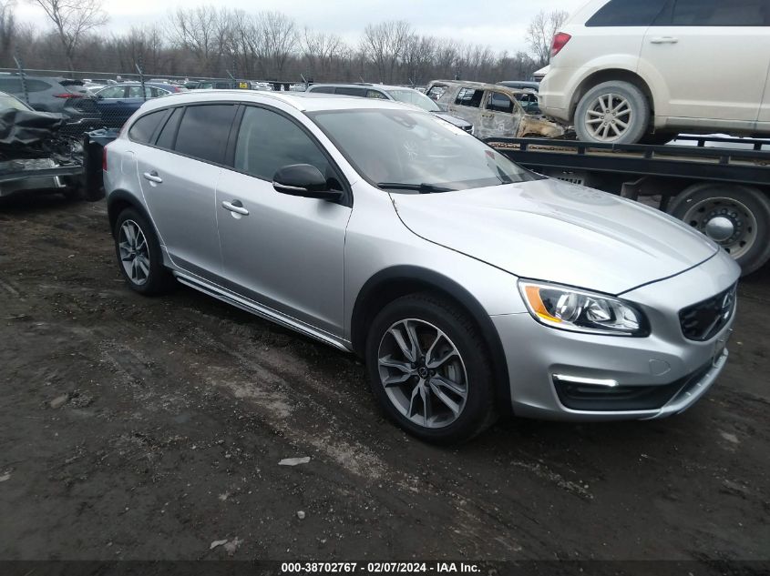 2017 VOLVO V60 CROSS COUNTRY T5