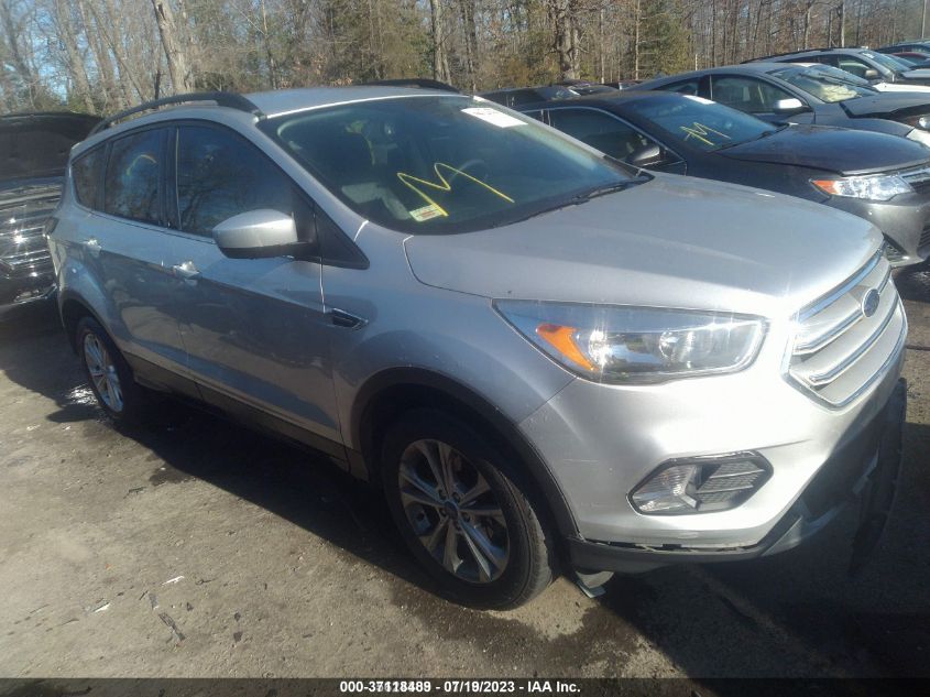 2018 FORD ESCAPE SE