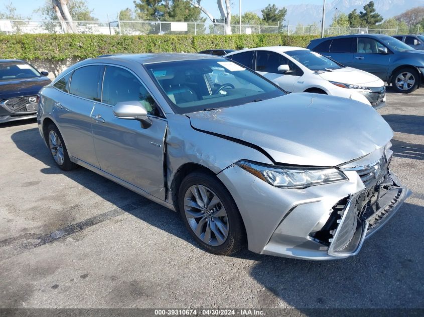 2020 TOYOTA AVALON HYBRID XLE