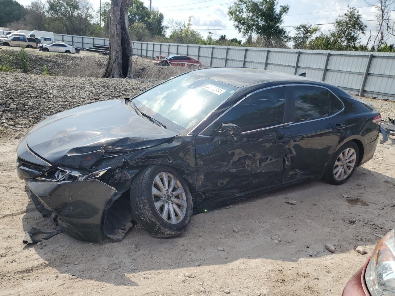 2020 TOYOTA CAMRY LE