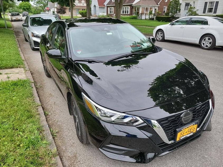 2022 NISSAN SENTRA SV