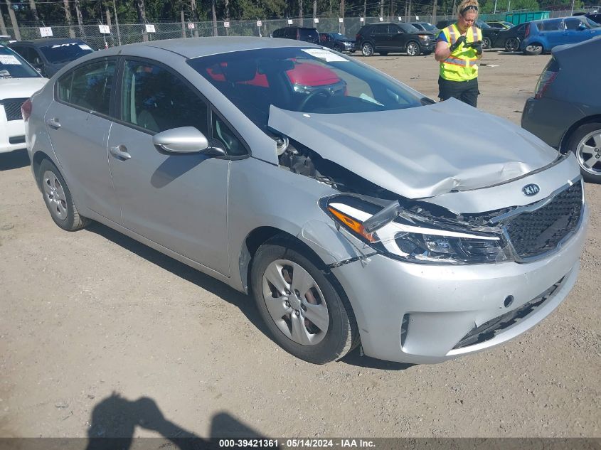 2017 KIA FORTE LX