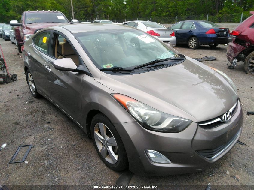 2013 HYUNDAI ELANTRA GLS