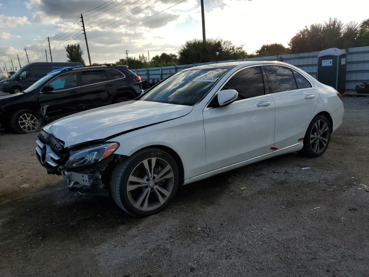 2017 MERCEDES-BENZ C 300