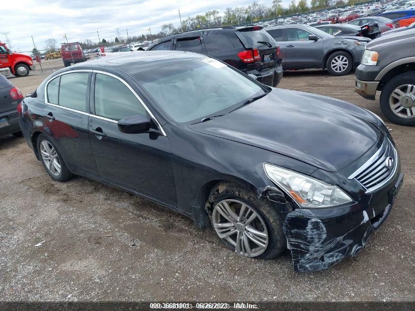 2013 INFINITI G37X