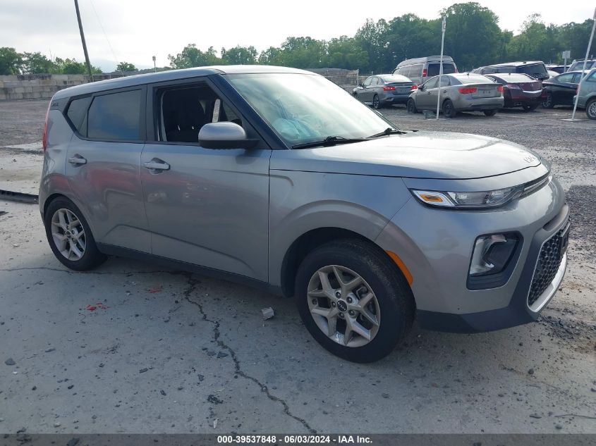 2022 KIA SOUL LX