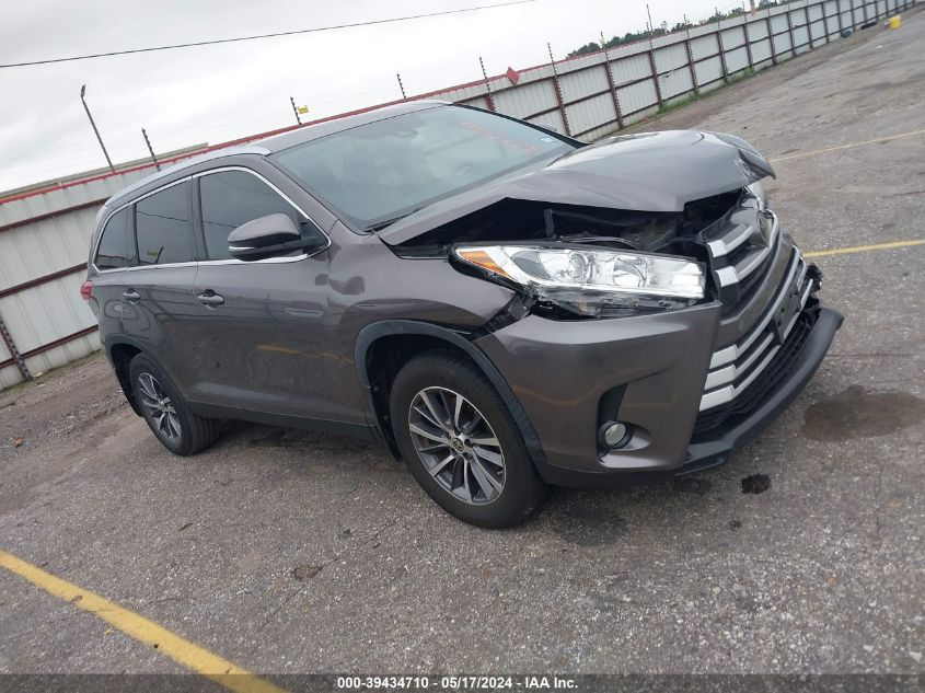 2019 TOYOTA HIGHLANDER XLE