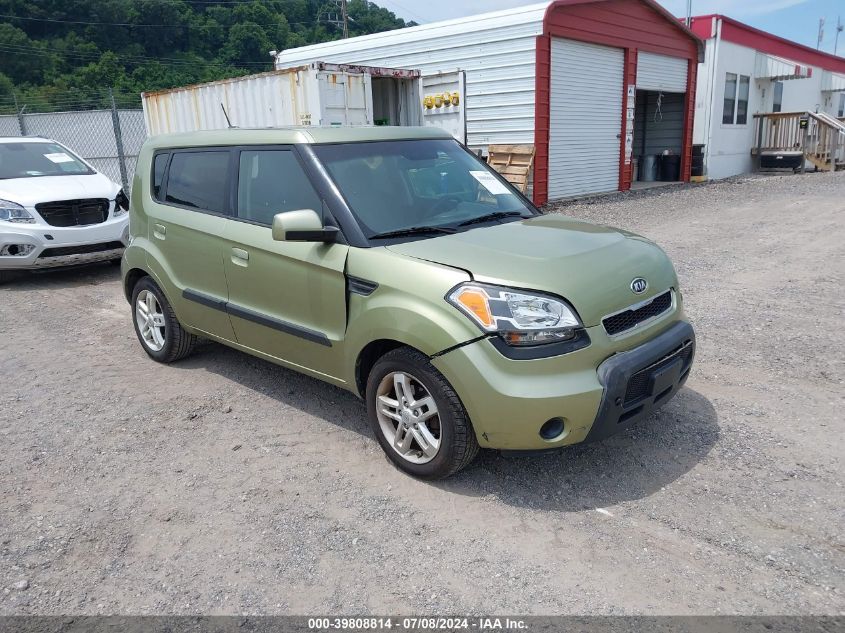 2010 KIA SOUL +