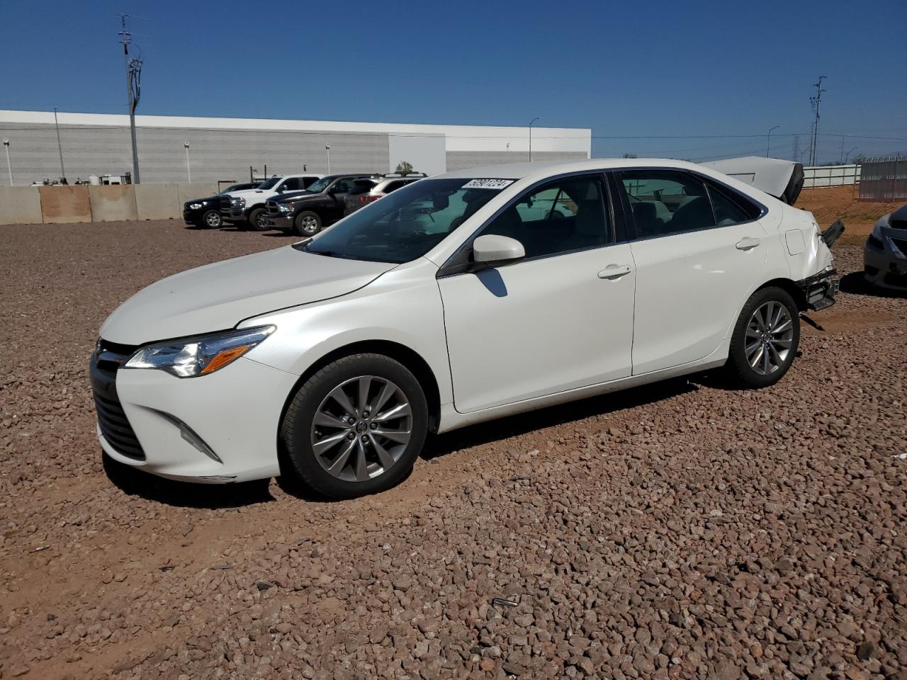 2016 TOYOTA CAMRY LE