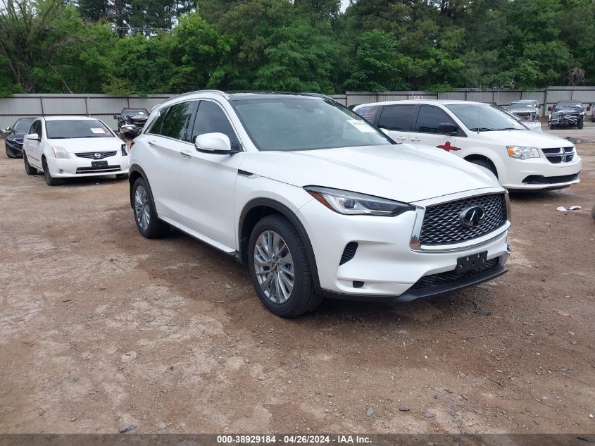 2023 INFINITI QX50 LUXE