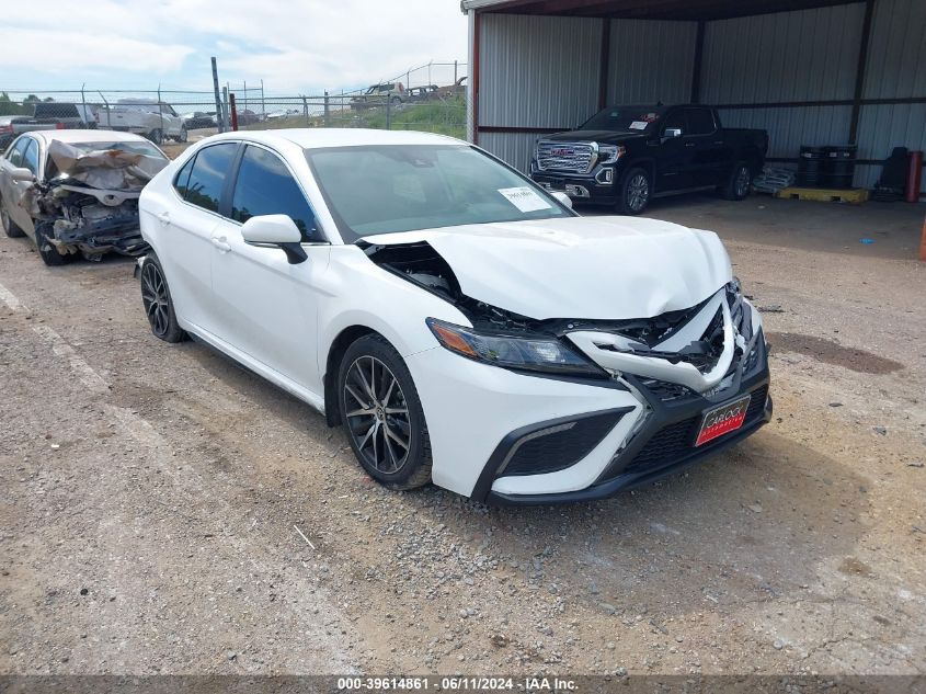 2023 TOYOTA CAMRY SE