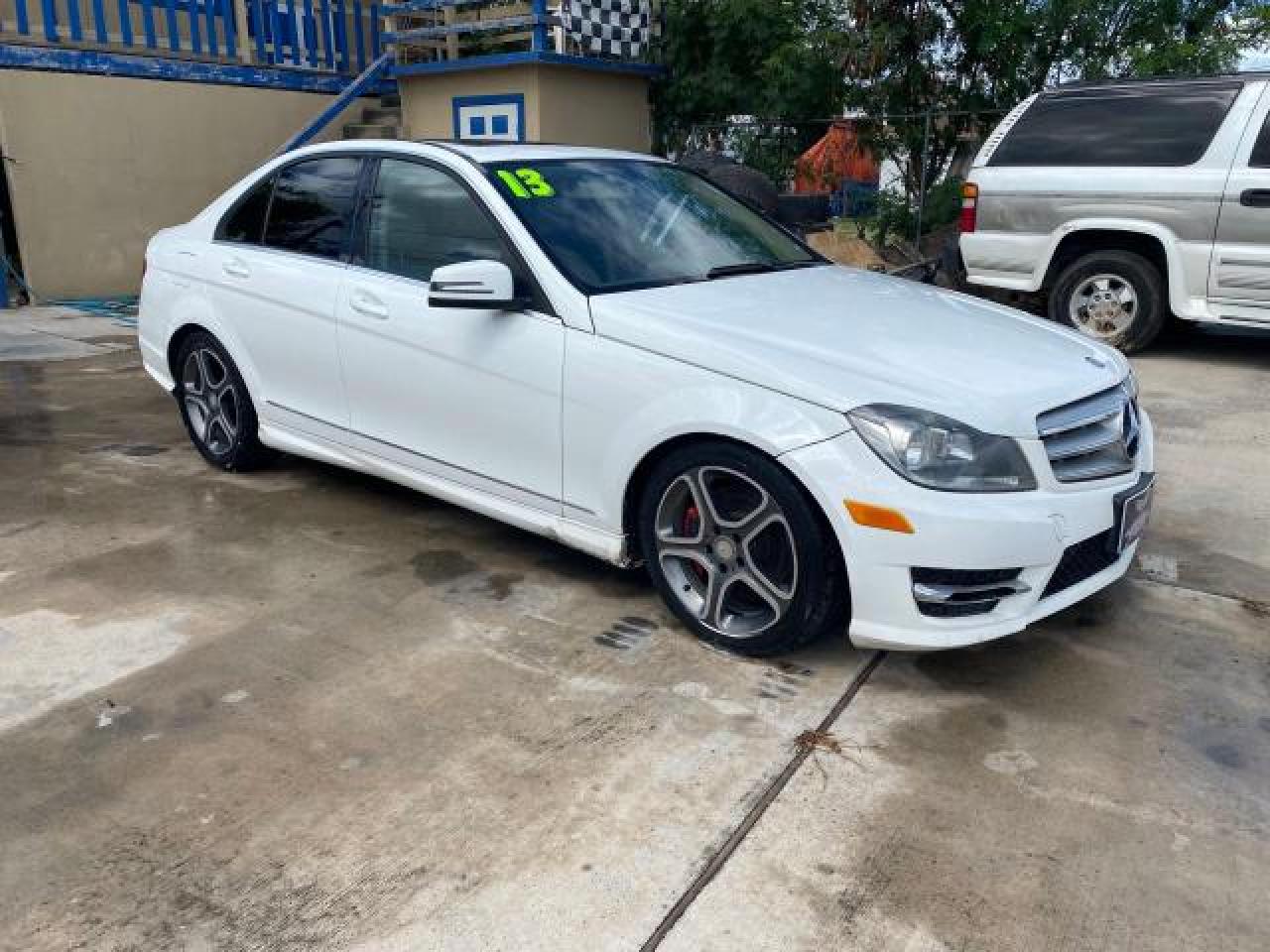 2013 MERCEDES-BENZ C 300 4MATIC