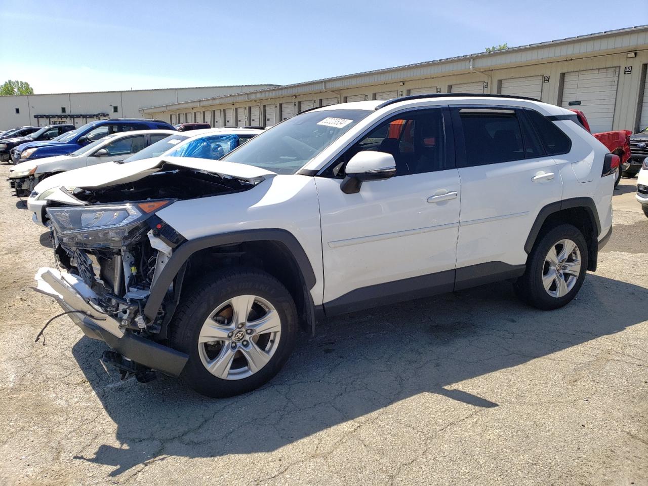 2021 TOYOTA RAV4 XLE