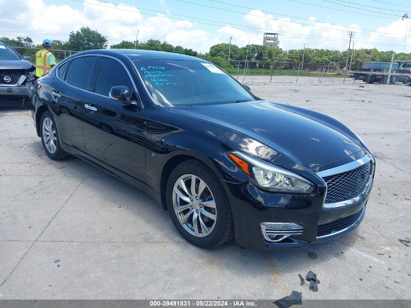 2015 INFINITI Q70 3.7