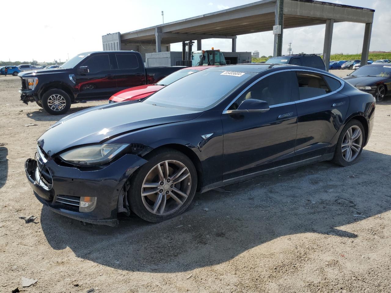 2015 TESLA MODEL S 85