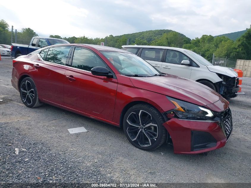 2023 NISSAN ALTIMA SR FWD