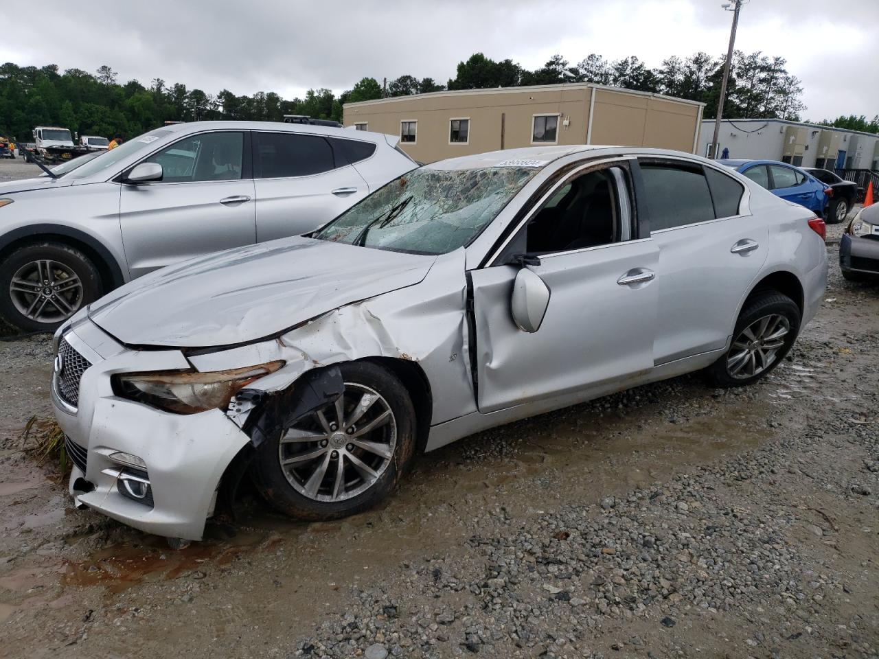 2015 INFINITI Q50 BASE