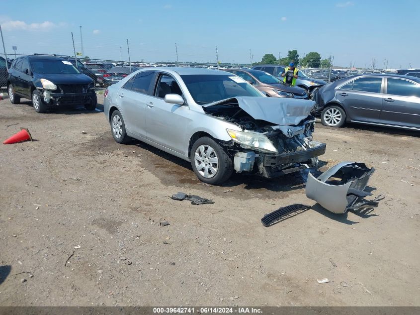 2011 TOYOTA CAMRY LE