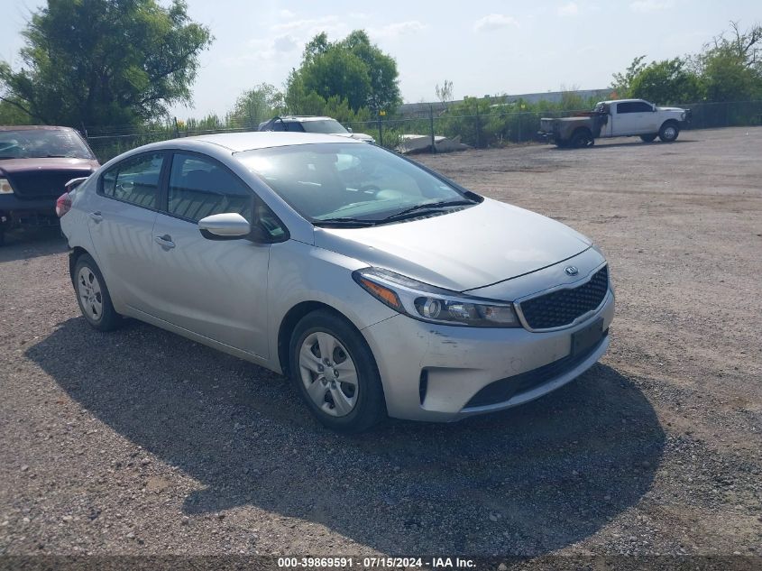 2017 KIA FORTE LX