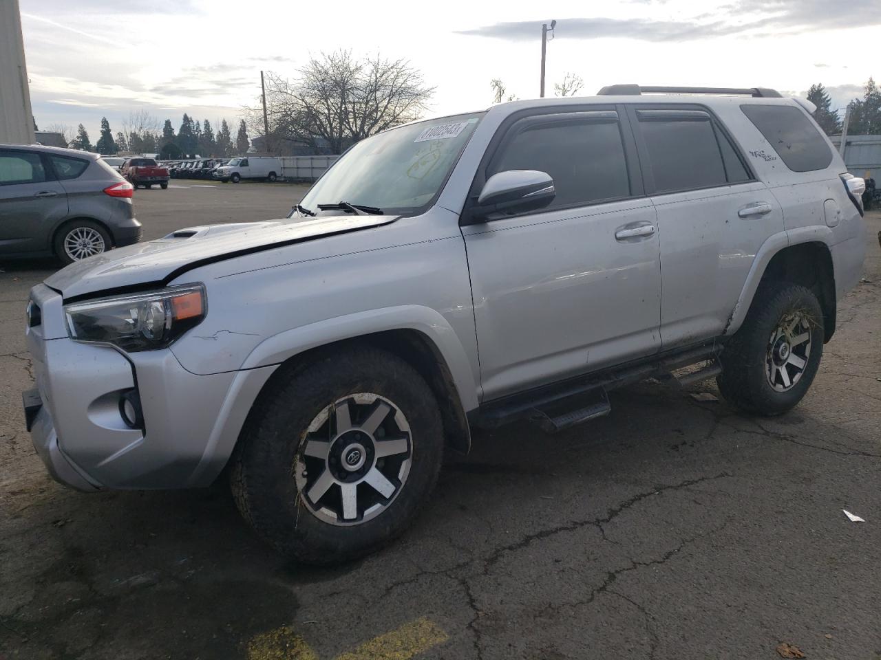 2020 TOYOTA 4RUNNER SR5/SR5 PREMIUM