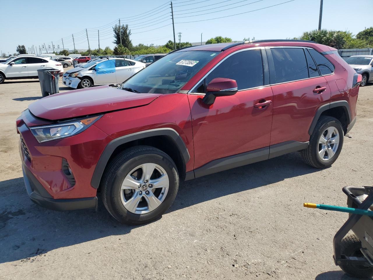 2021 TOYOTA RAV4 XLE