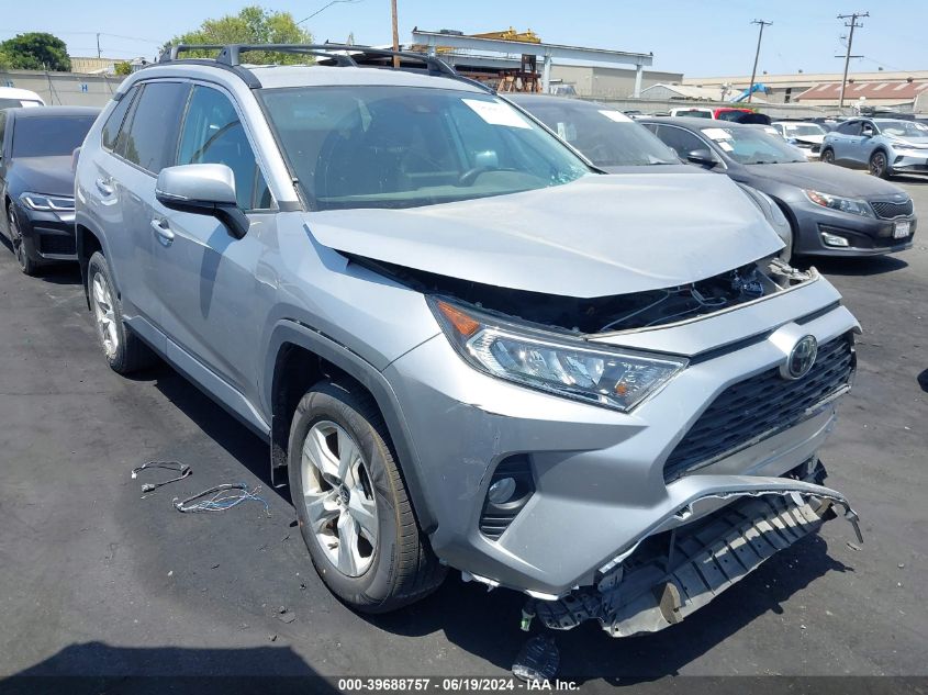 2021 TOYOTA RAV4 XLE