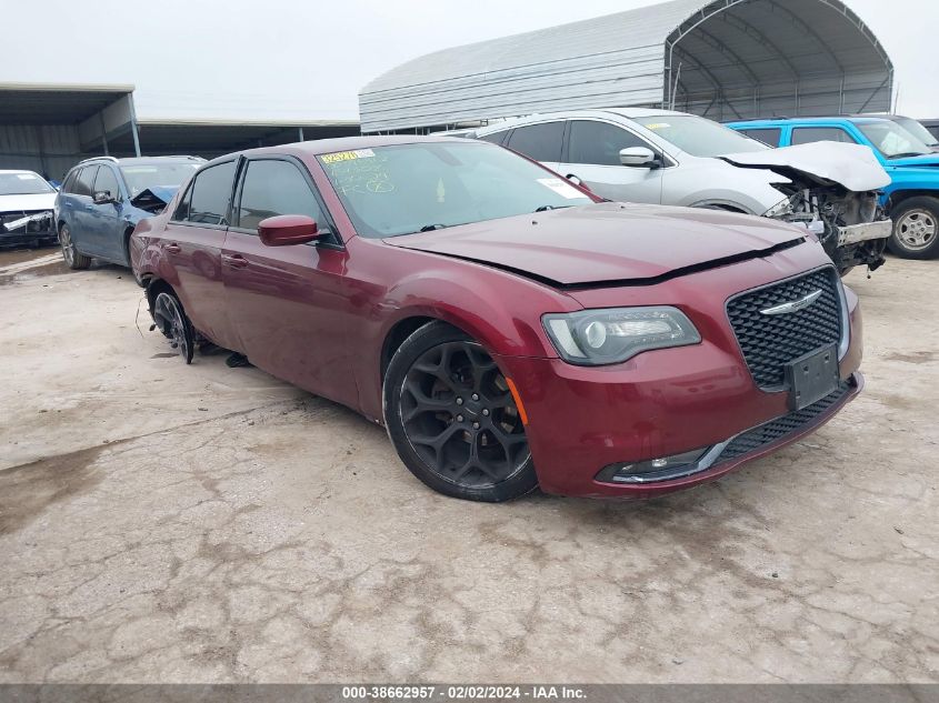 2019 CHRYSLER 300