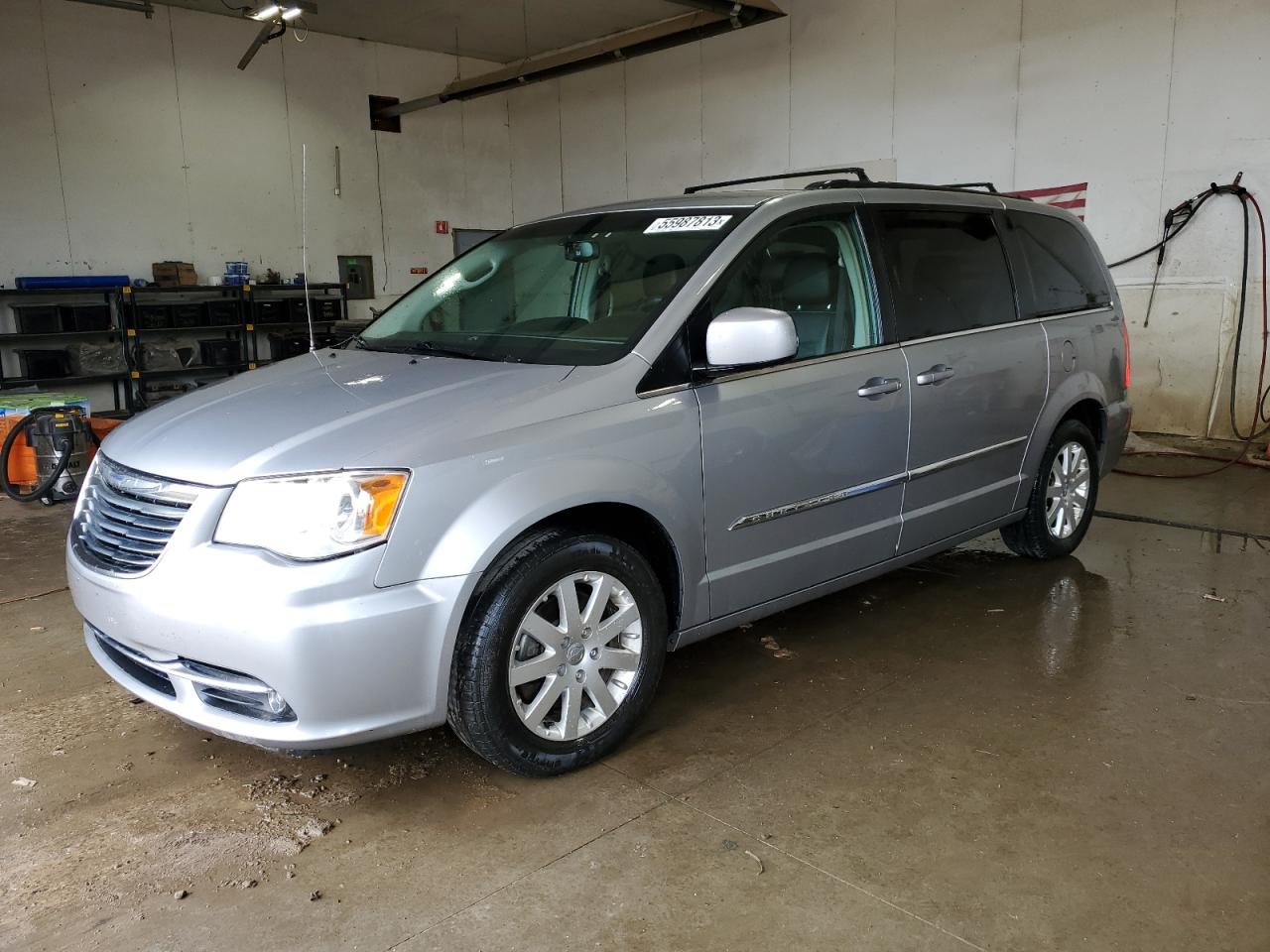 2016 CHRYSLER TOWN & COUNTRY TOURING