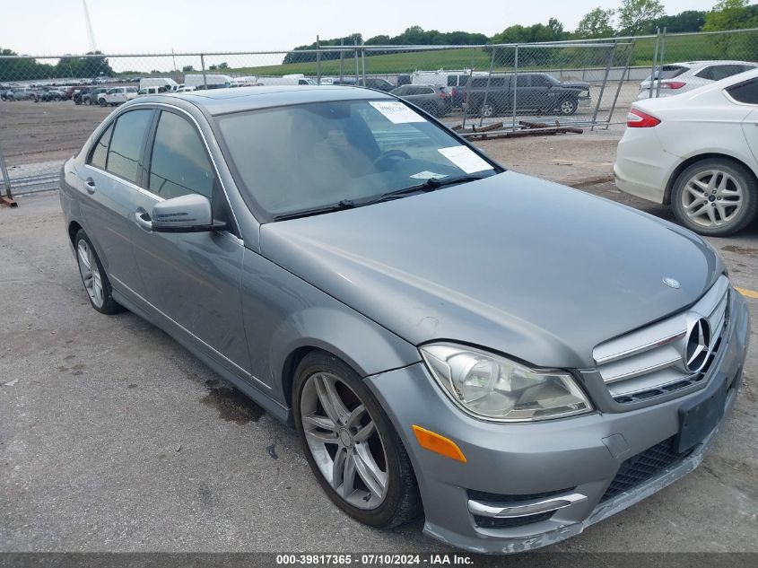 2013 MERCEDES-BENZ C 300 LUXURY 4MATIC/SPORT 4MATIC