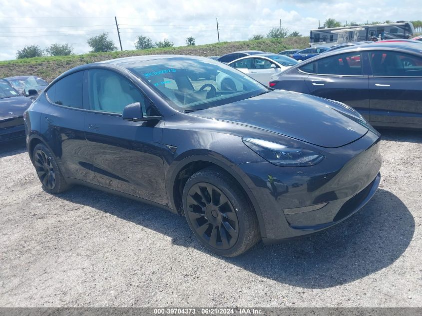 2024 TESLA MODEL Y LONG RANGE/RWD