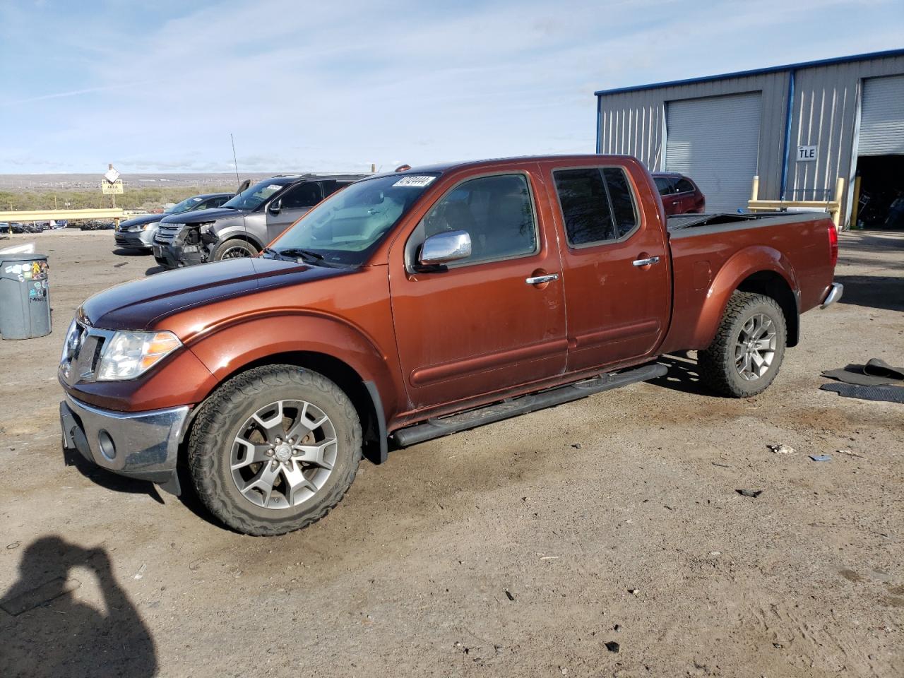 2017 NISSAN FRONTIER SV