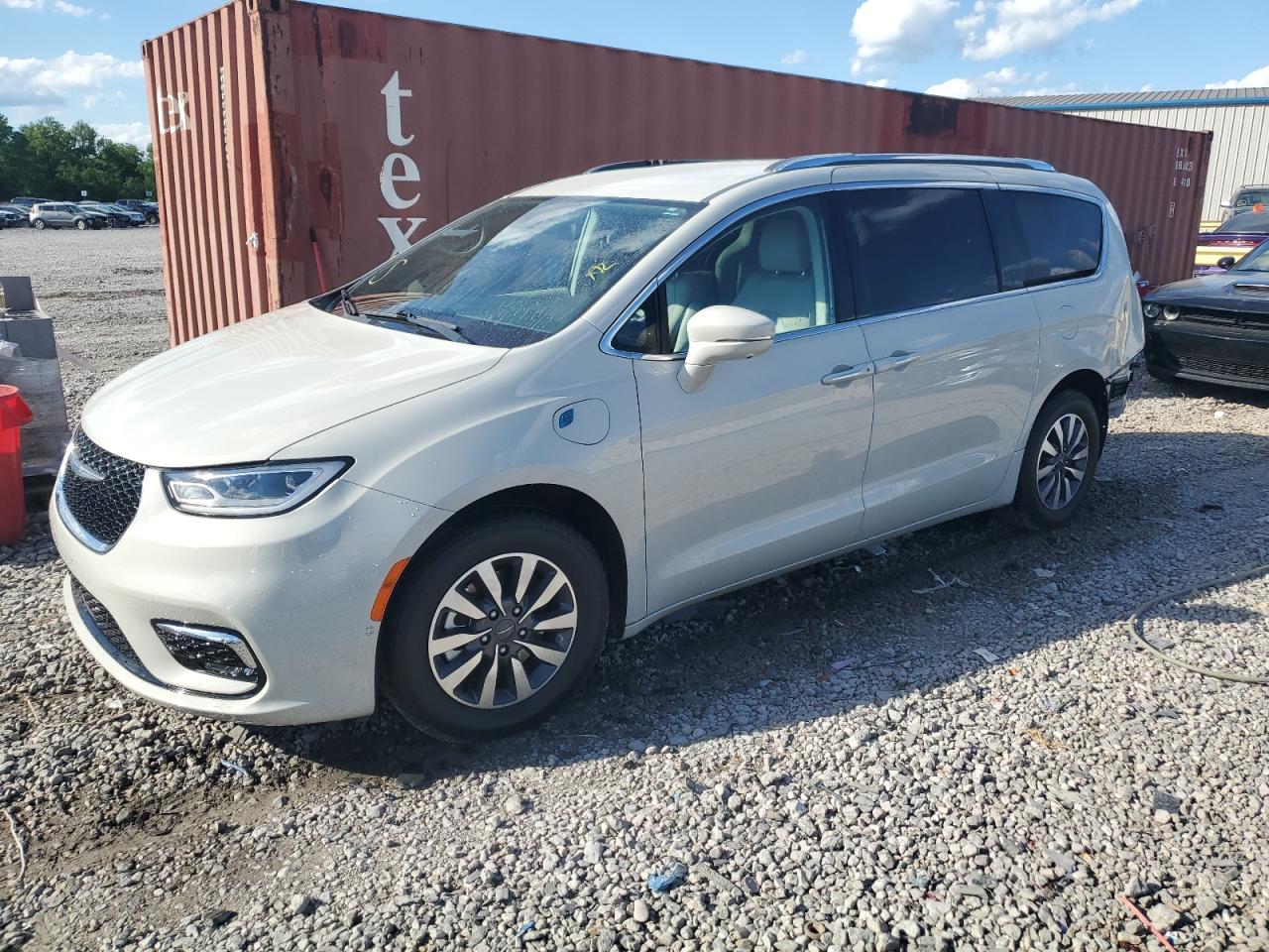 2021 CHRYSLER PACIFICA HYBRID TOURING L