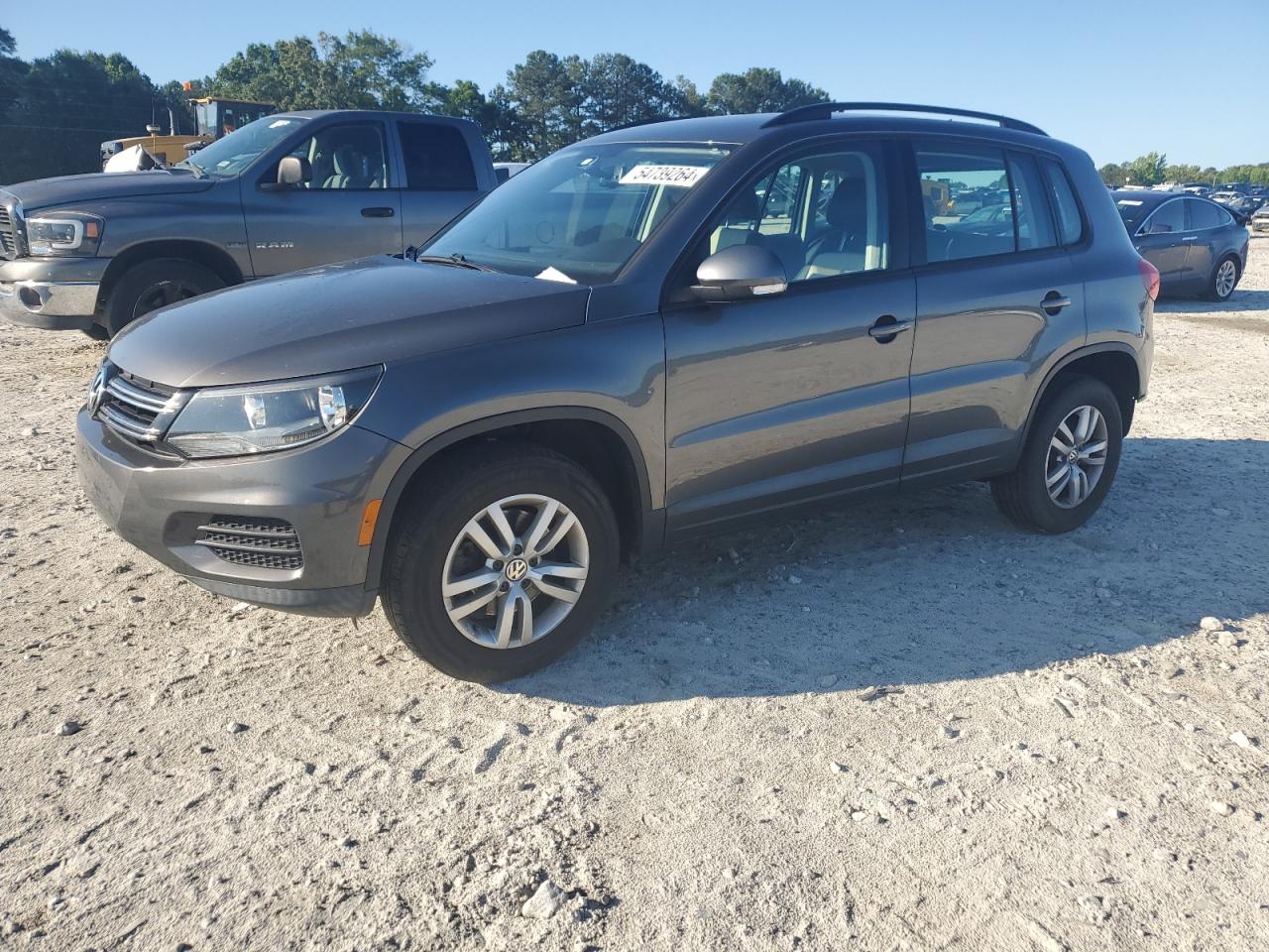 2016 VOLKSWAGEN TIGUAN S