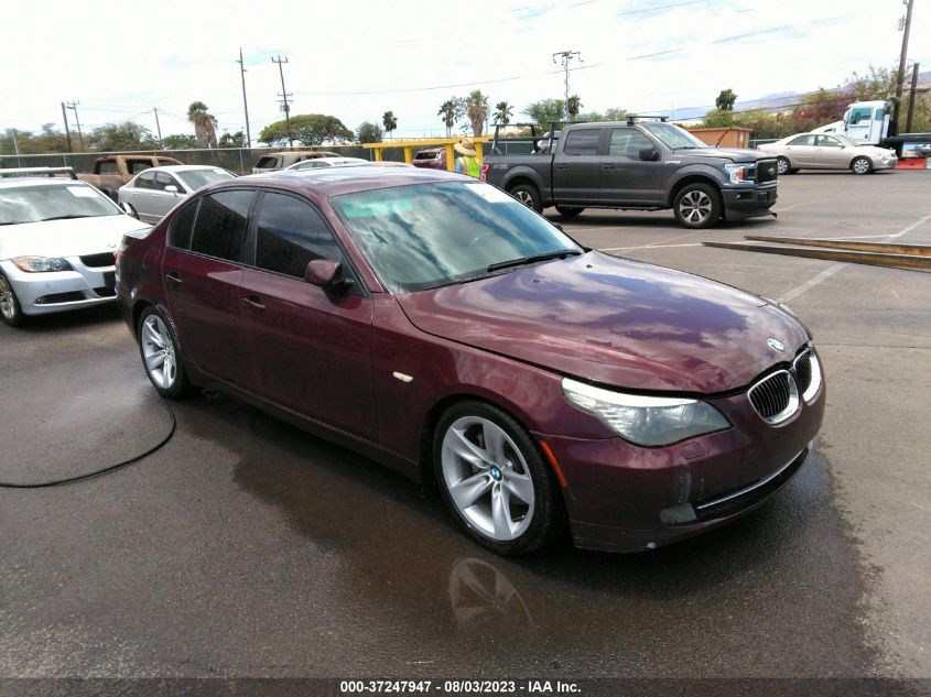 2010 BMW 528I