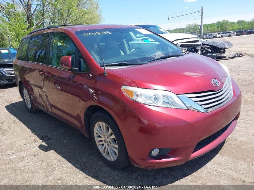 2013 TOYOTA SIENNA XLE V6 8 PASSENGER